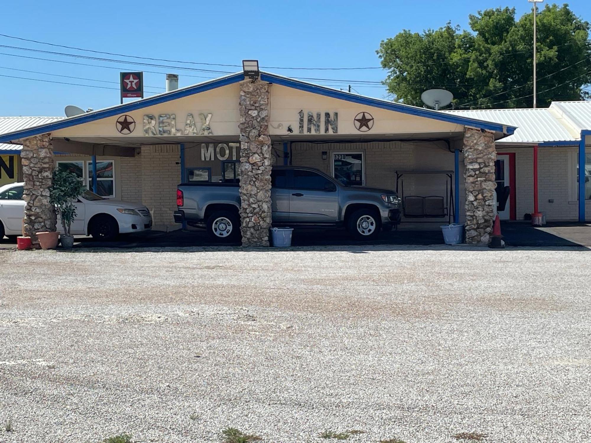 Relax Inn Goldthwaite Екстериор снимка