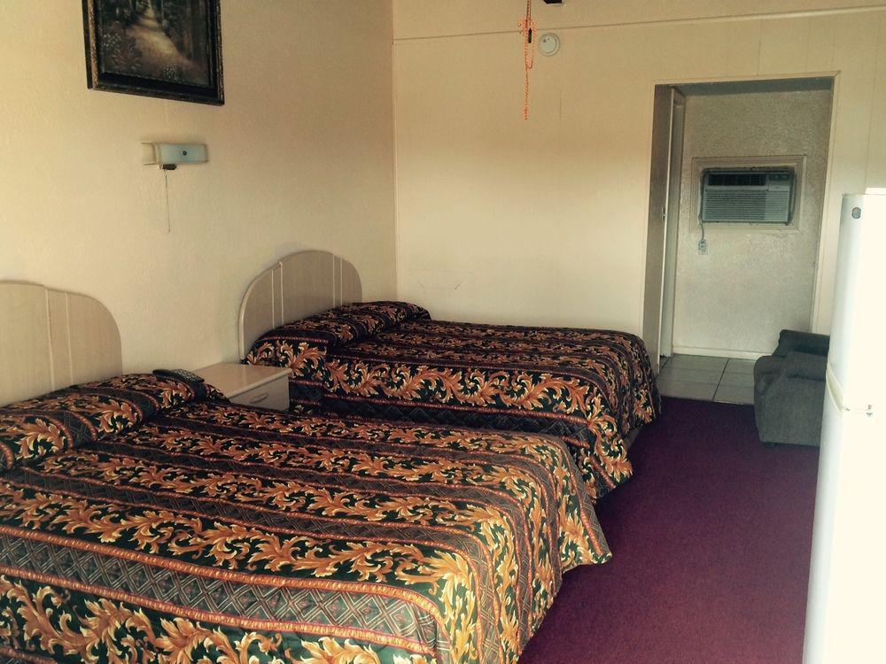 Relax Inn Goldthwaite Екстериор снимка